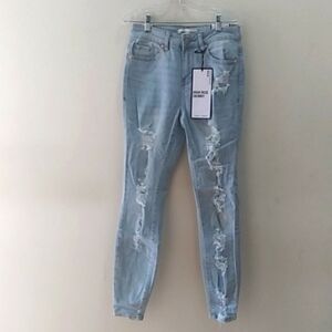 Almost Famous Ladies Jeans Size 3